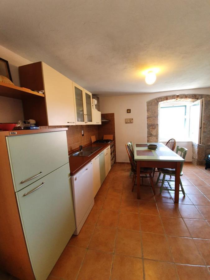 Kaprije Mistral Apartment 외부 사진