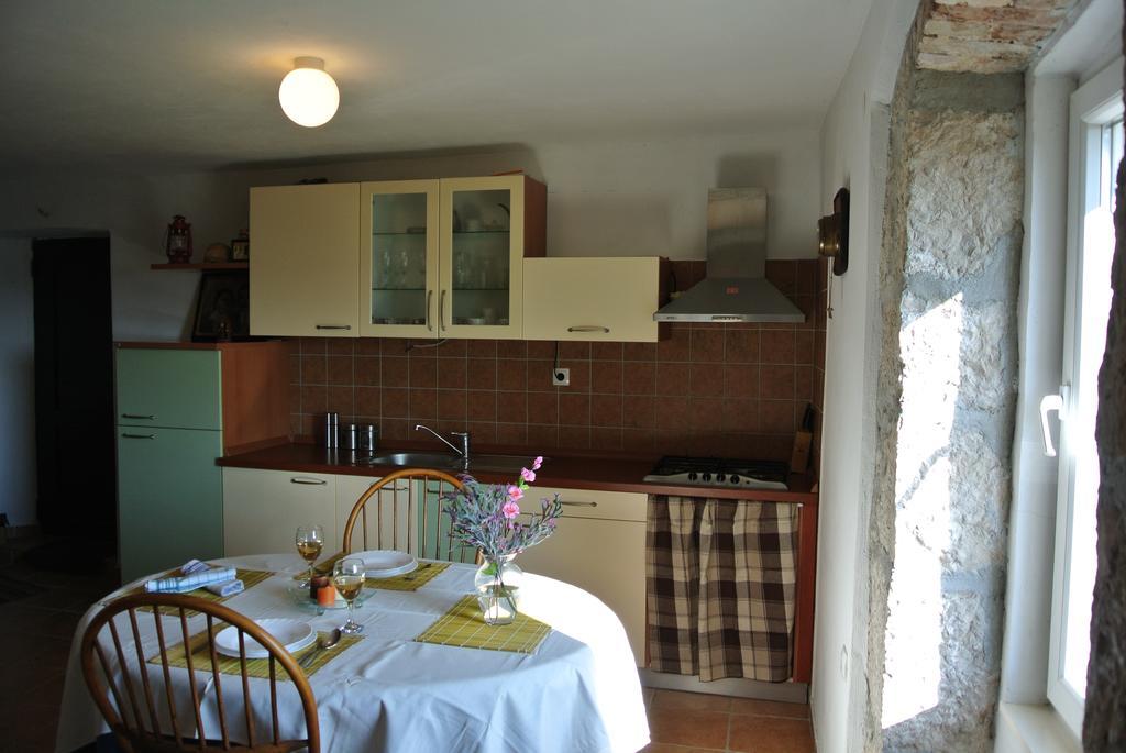 Kaprije Mistral Apartment 외부 사진